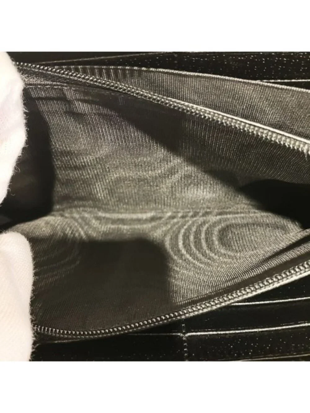 ★SOLD★ Gucci GG Marmont Leather Zip Around Wallet - Picture 5 of 9
